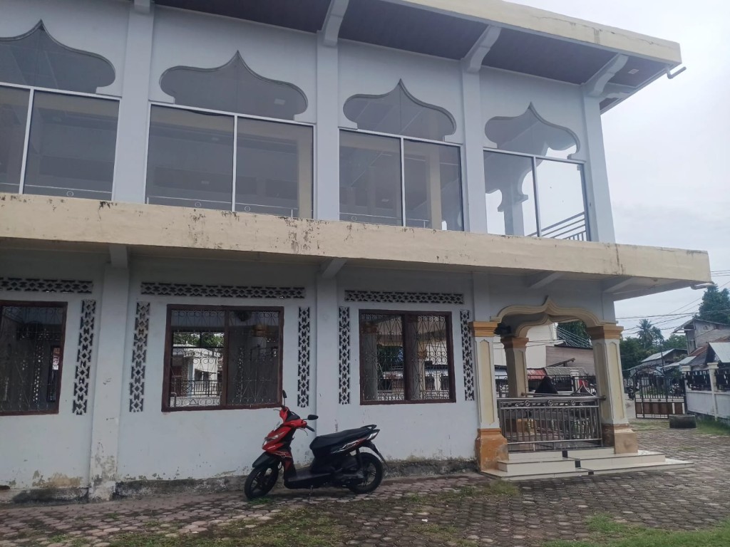 MEUNASAH MEUCAT TEUBENG